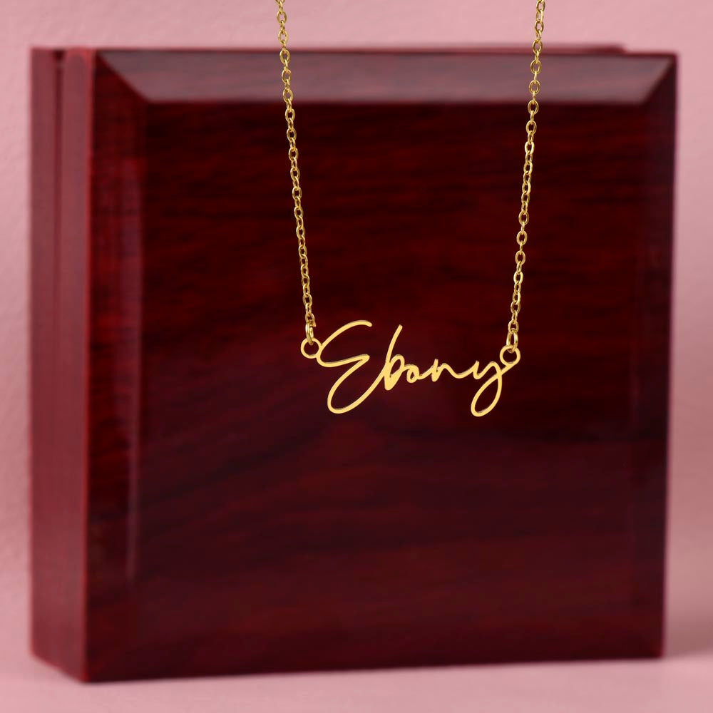 Stylish Signature Necklace for a Unique Look